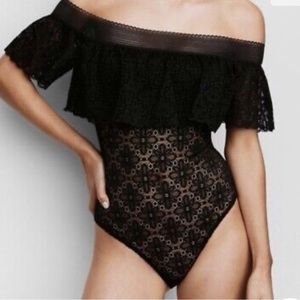 COPY - VICTORIA’S SECRET Black Lace Bodysuit Size Medium✨